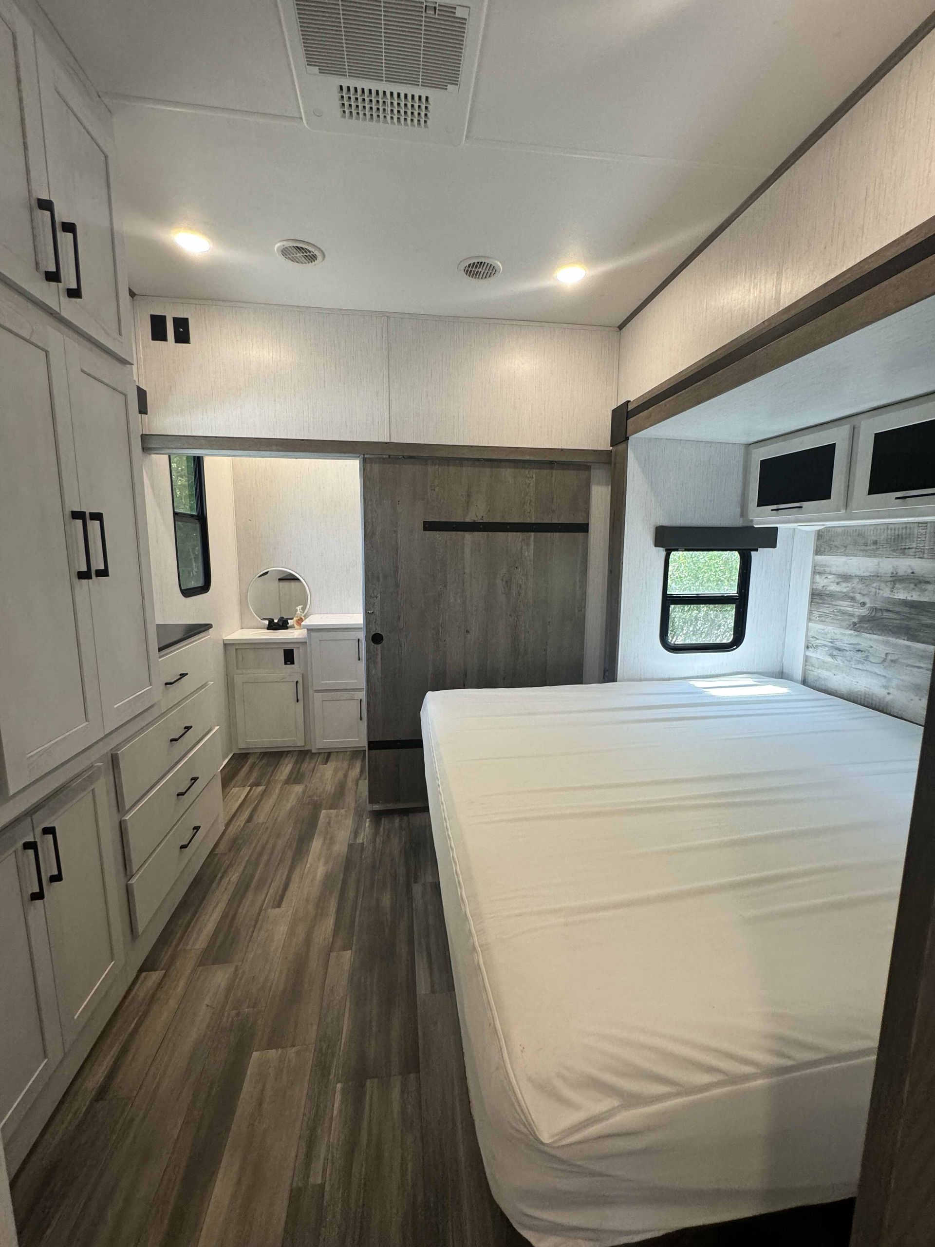 RV RENTAL