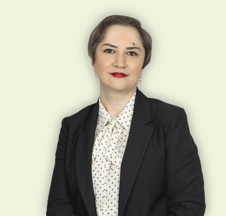 Atieh Javaheri, Senior Accountant & Mortgage Agent