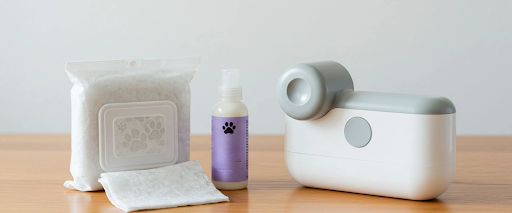 Dog paw hygiene kit with soap and wipes