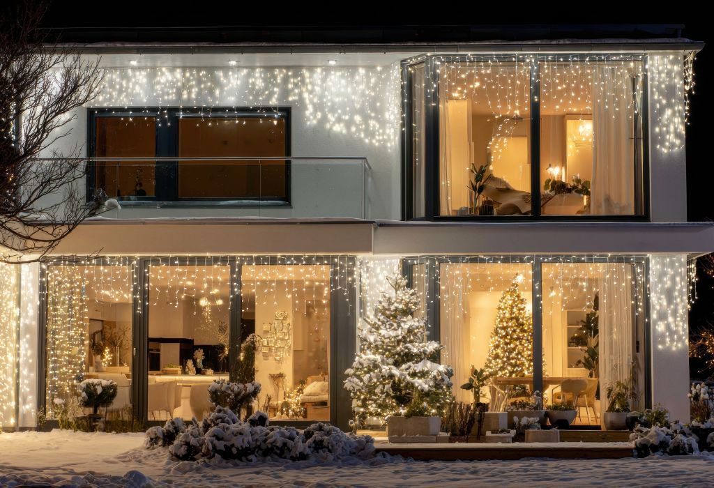holiday lighting care tips