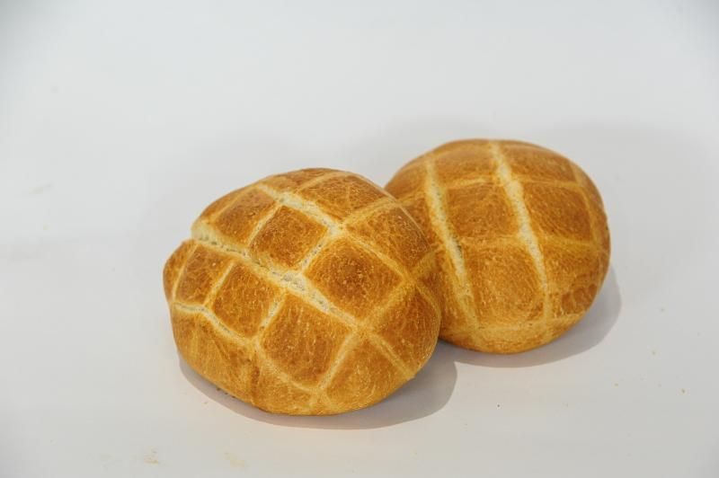 due pezzi di pane della tipologia tartaruga