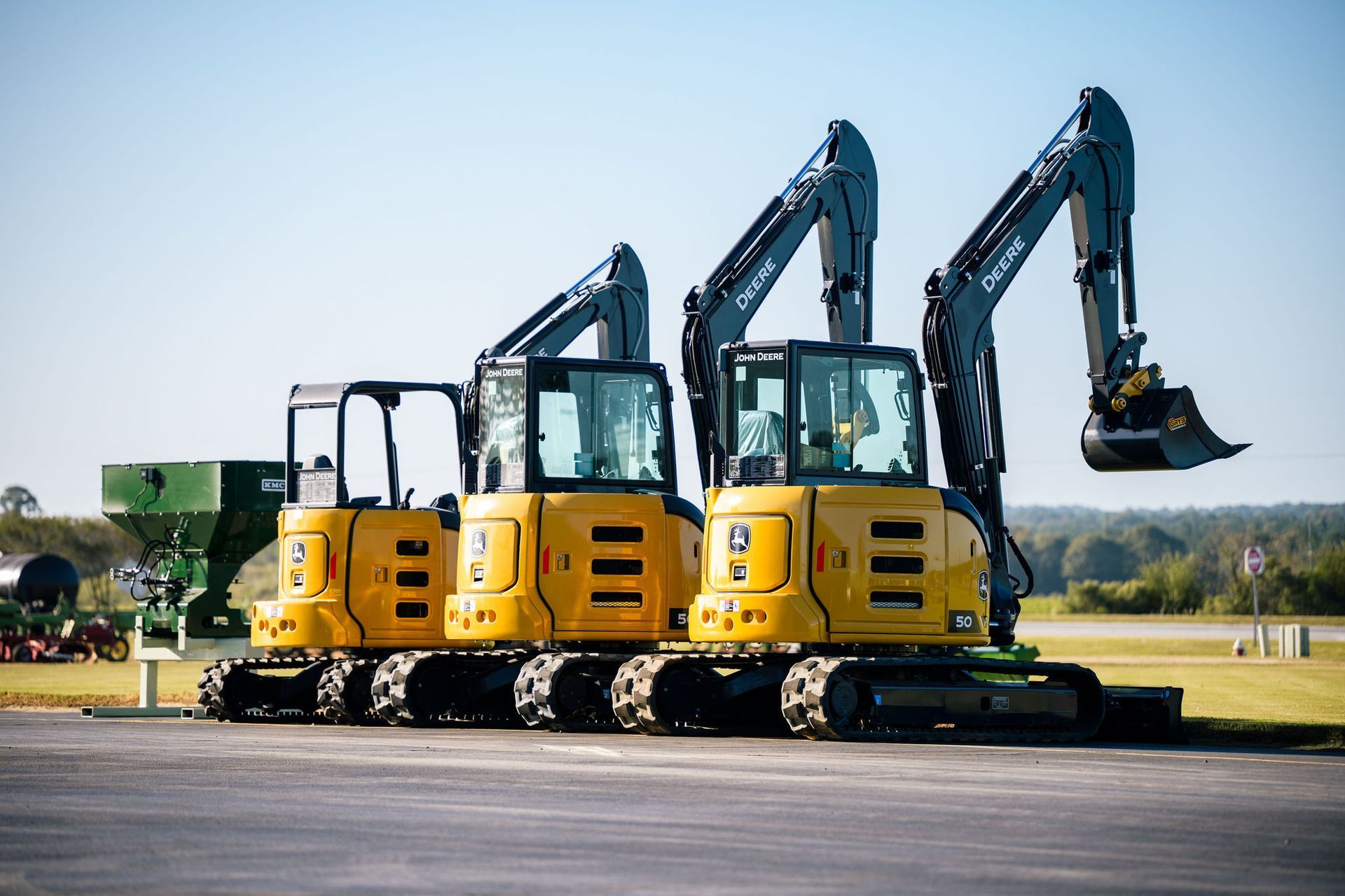 Compact Construction Promo