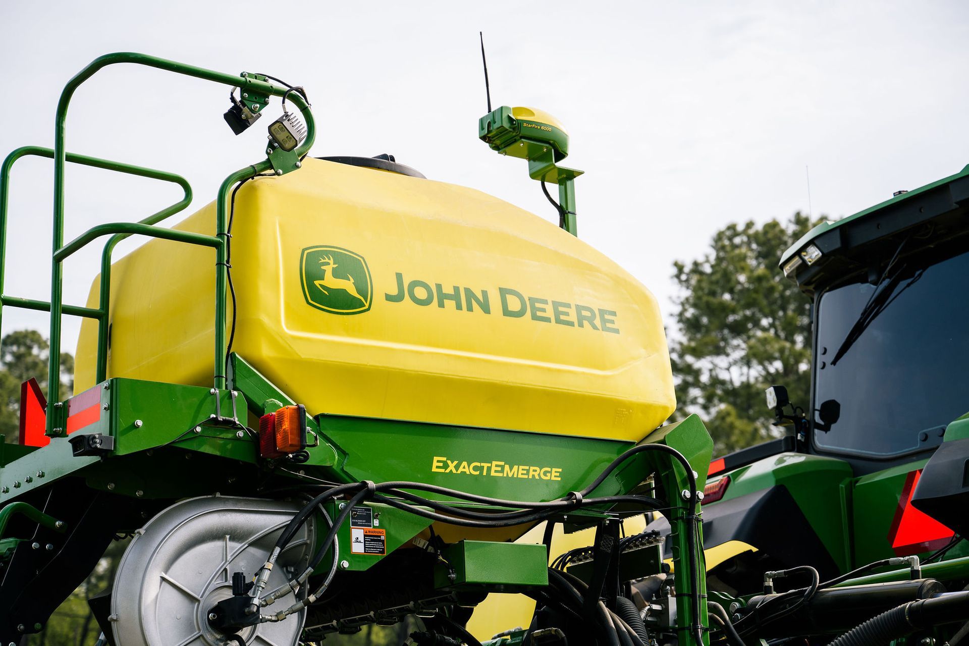 John Deere ExactEmerge equipment