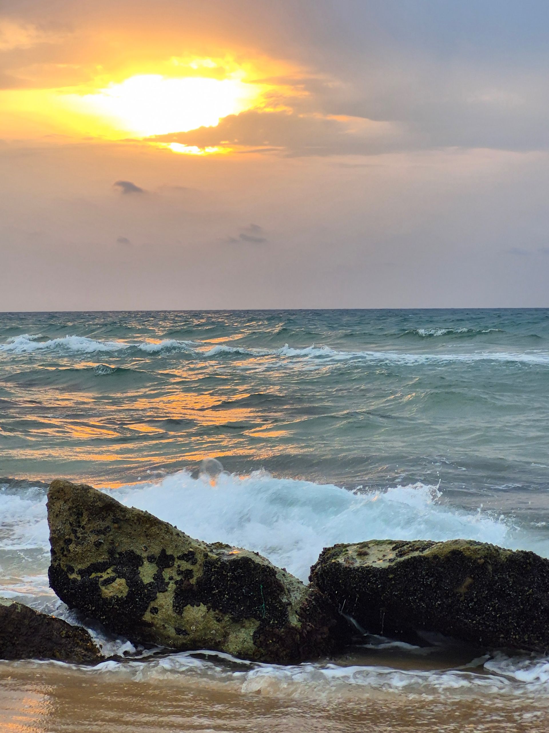 לדעת לצלם בסלולרי רגעים של ים