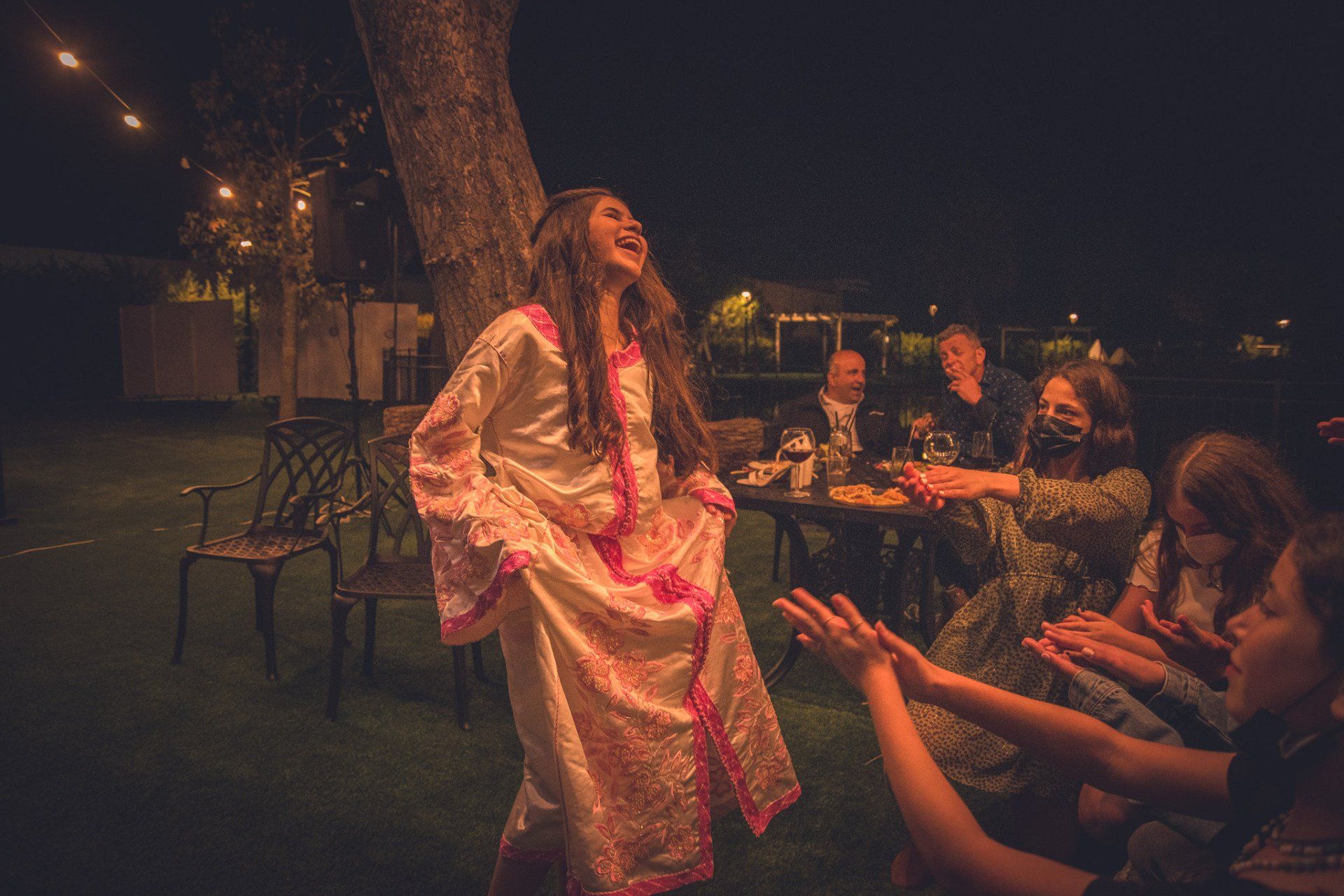 צילום ארועים קטנים ; צילום בת מצווה ; צילום ארועים עסקיים ; צילום חינה