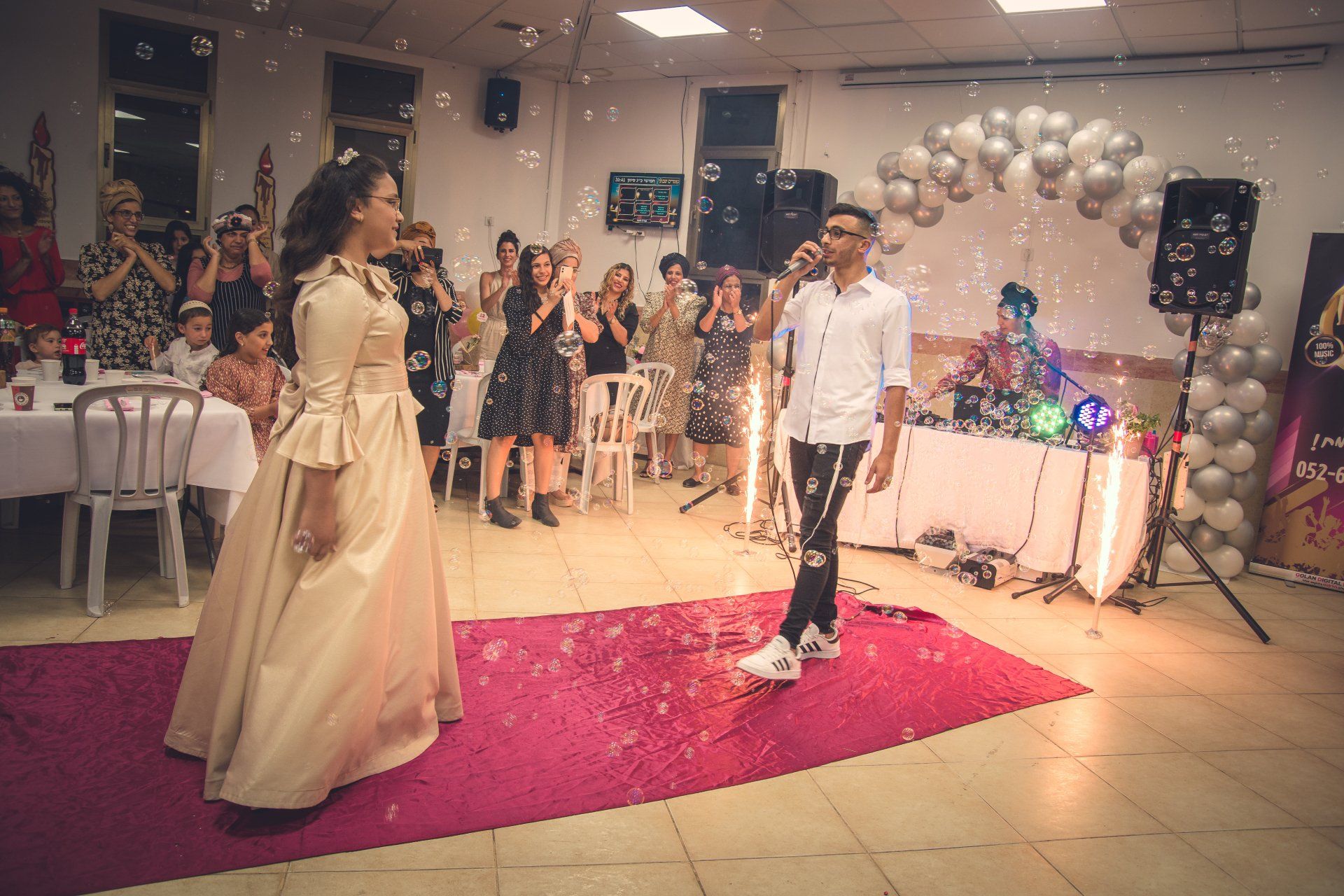 צילום ארועים קטנים ; צילום בת מצווה ; צילום ארועים עסקיים ; צילום חינה