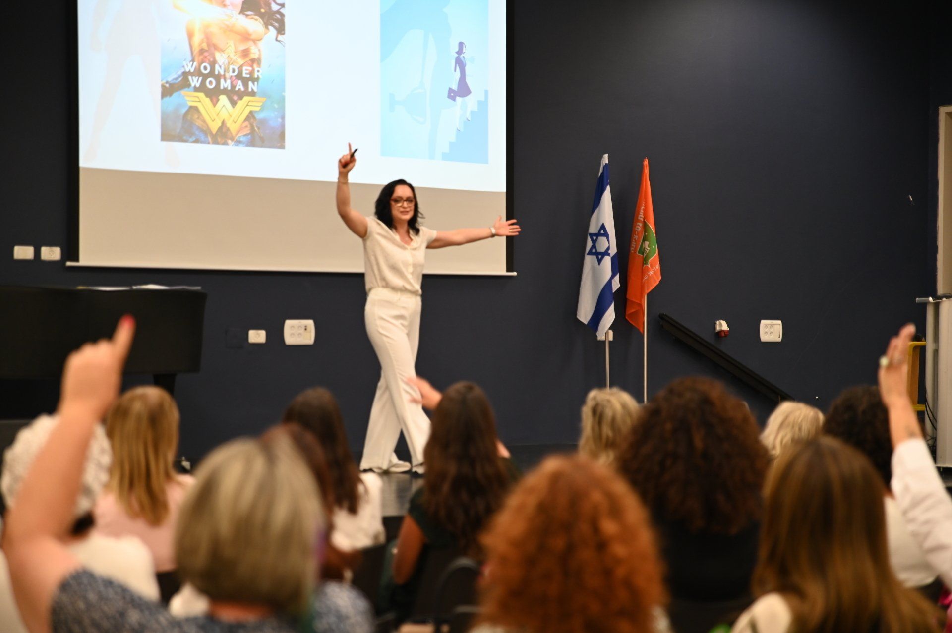 צילום ארועים קטנים ; צילום בת מצווה ; צילום ארועים עסקיים ; צילום חינה