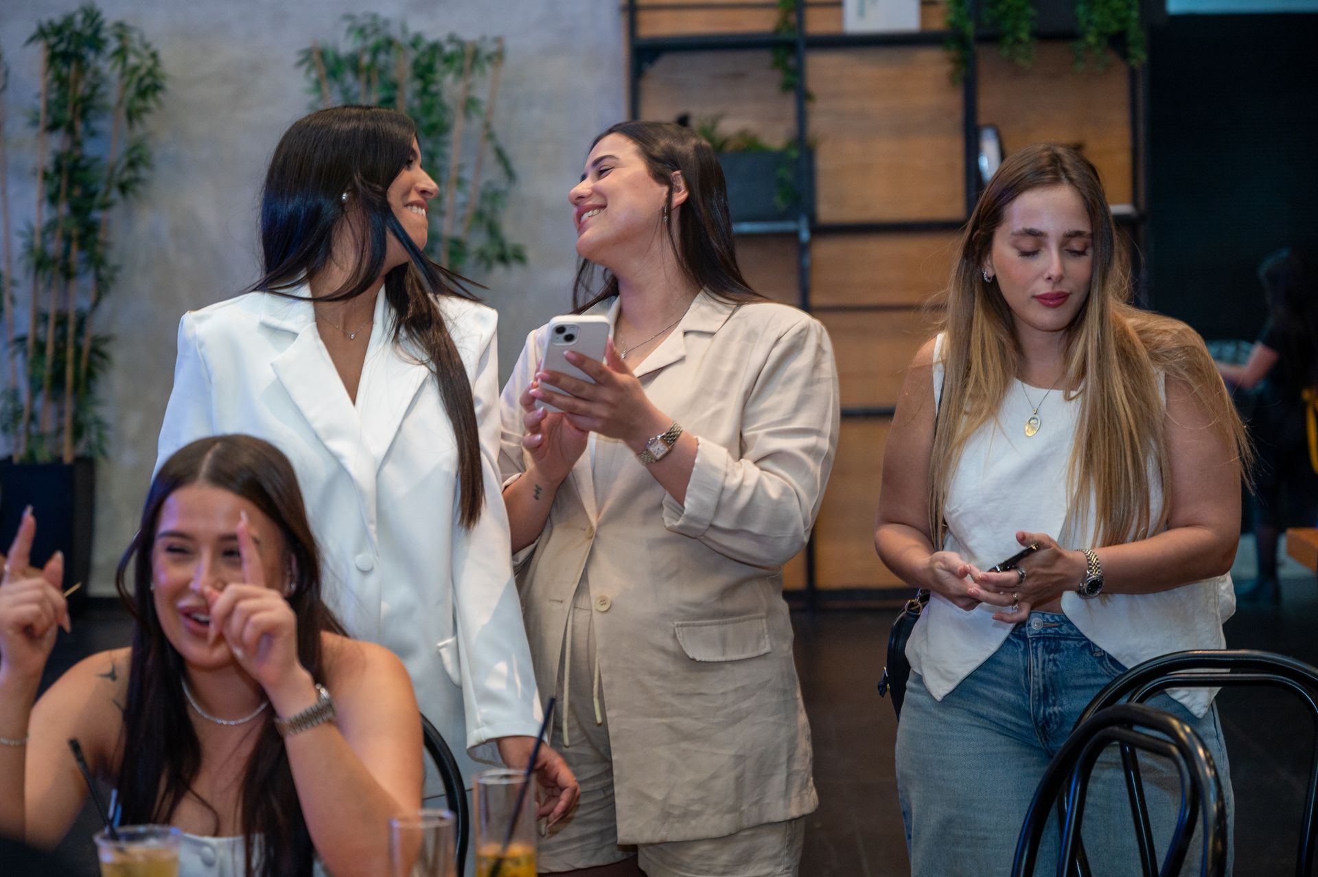 צילום ארועים קטנים ; צילום בת מצווה ; צילום ארועים עסקיים 