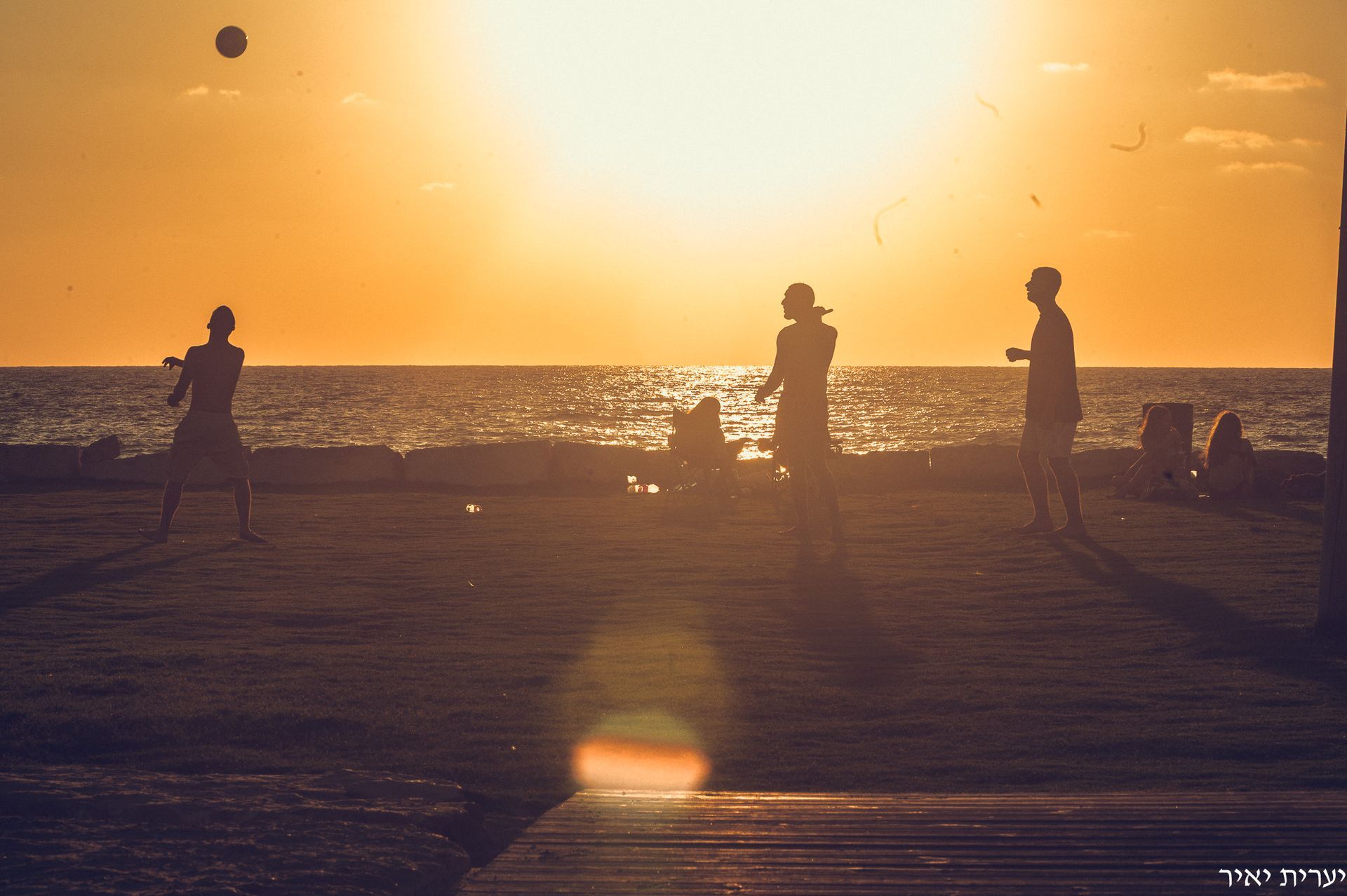 צלמת מקצועית צילמה בשקיעה
