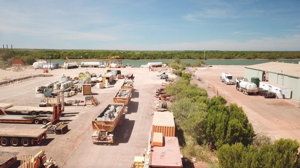 marine-freight-photos-darwin-nt-shorebarge