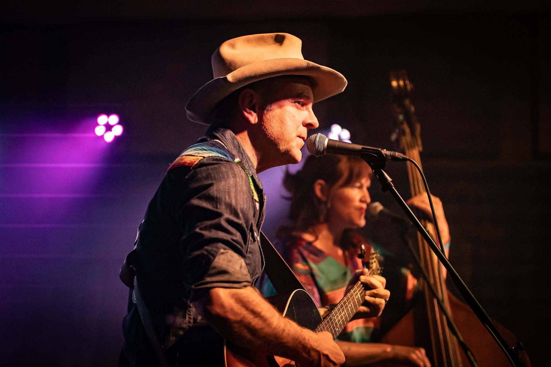 Mix It Up Artist Showcases