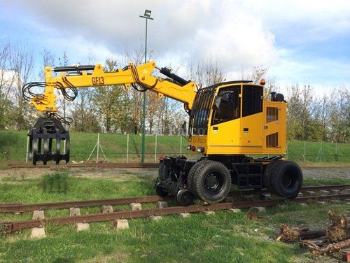 Mezzo per opere ferroviarie