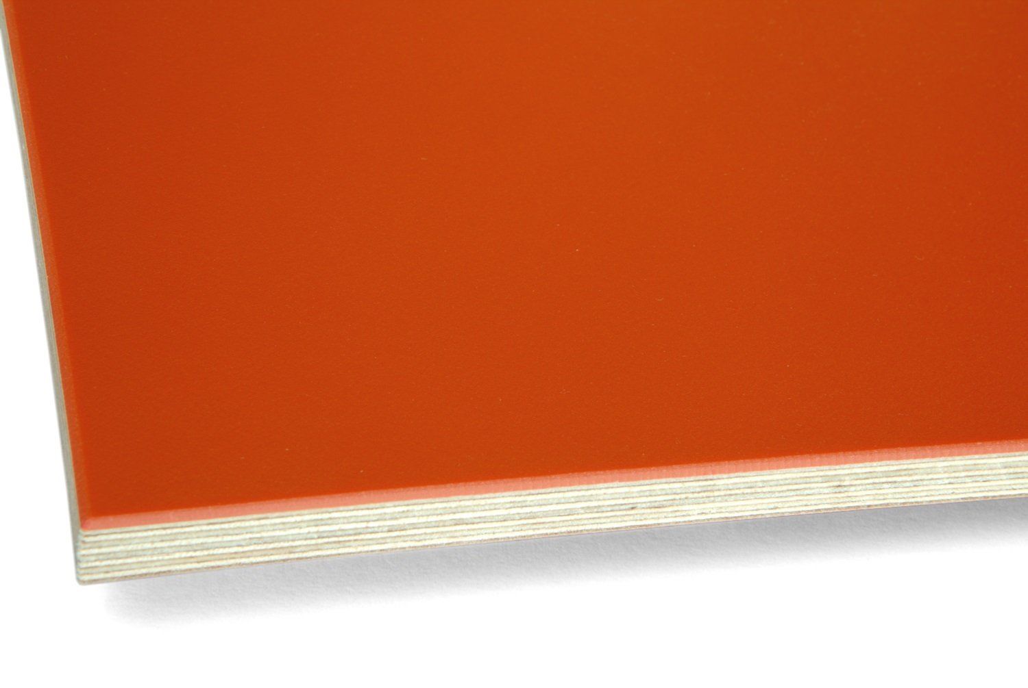 Riga Poliform plywood for concrete formwork - red