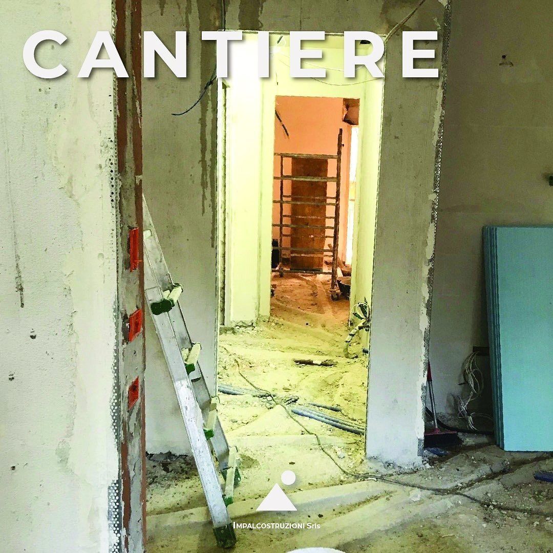 foto di un cantiere edile