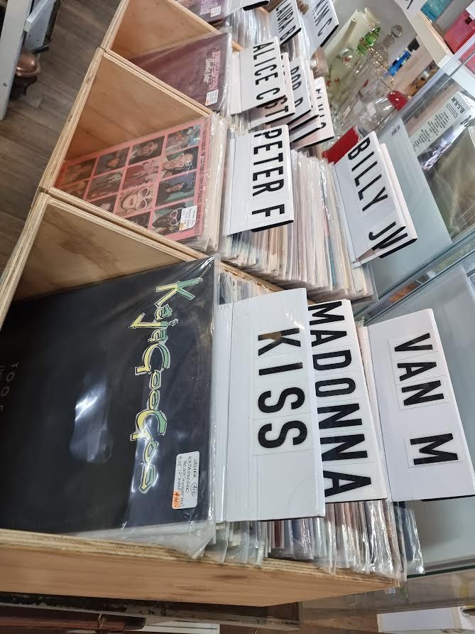 Collectables in Ballarat Ballarat Vintage & Collectables Market