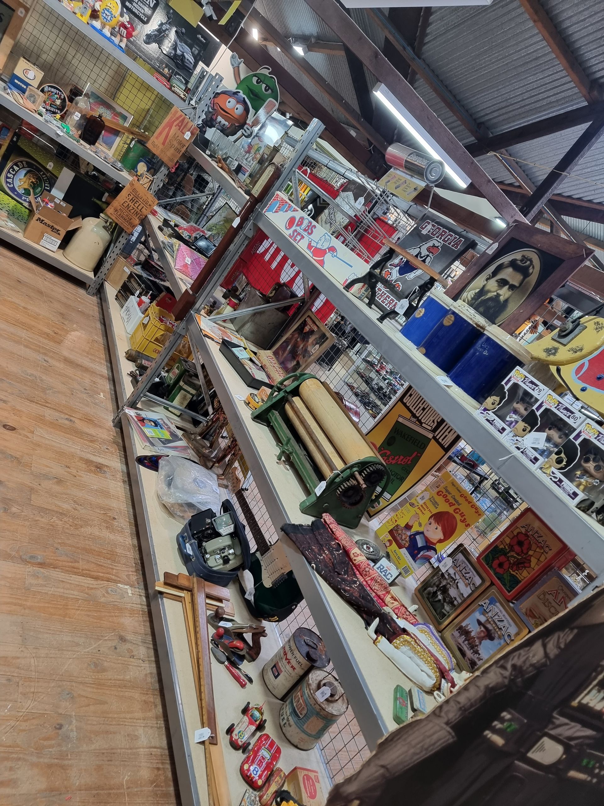 Auction Room - Vintage & Collectables Market in Ballarat