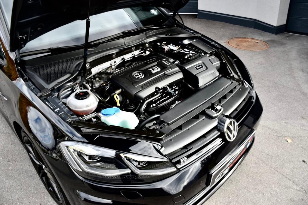 Innenreinigung für Motorblock