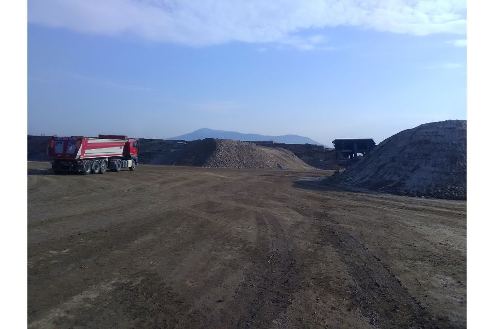 raccolta e recupero del materiale inerte