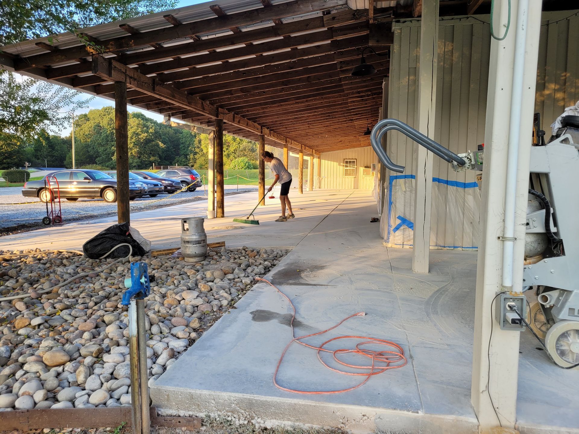 Concrete Grinding, Staining and Sealing