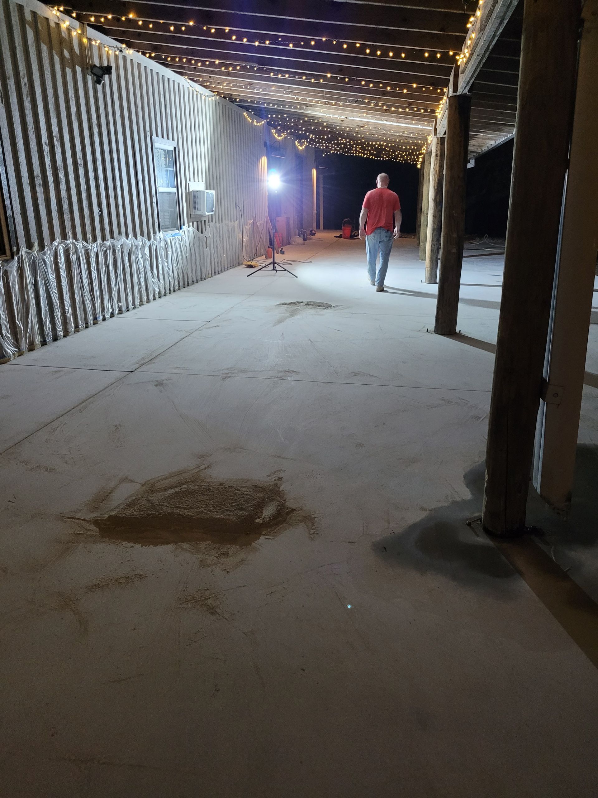 Concrete Grinding, Staining and Sealing