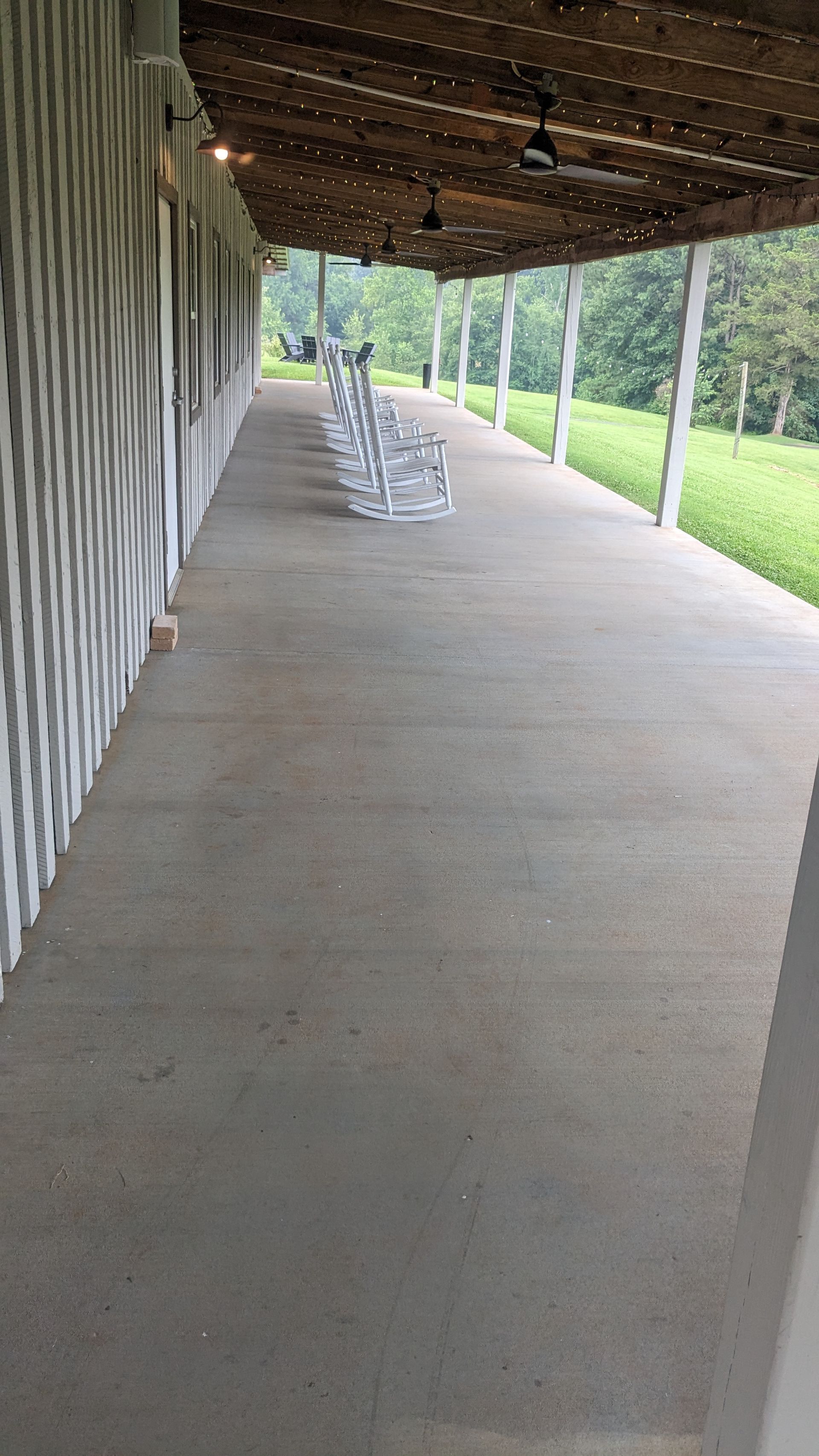 Concrete Grinding, Staining and Sealing