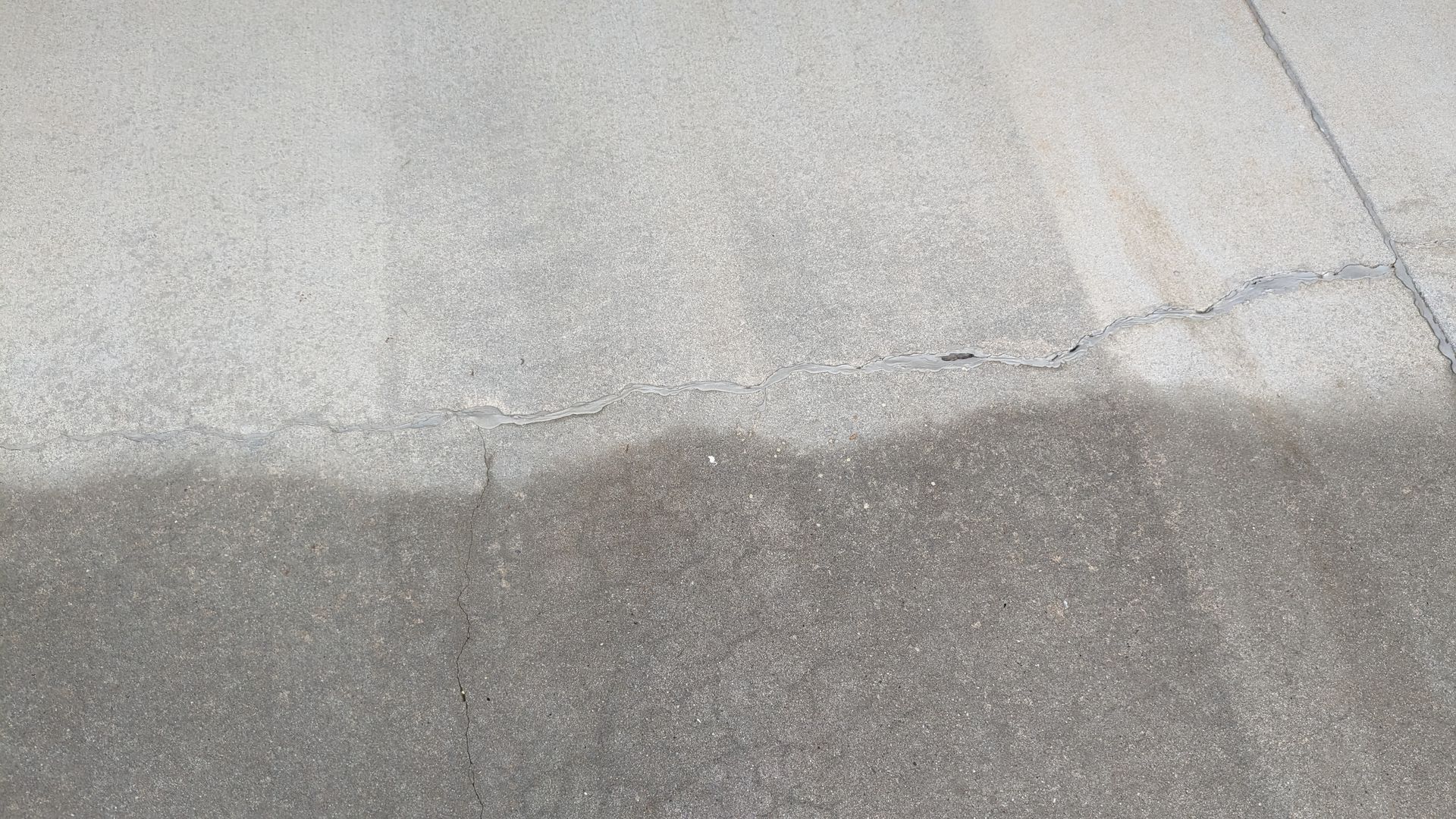 Concrete Grinding, Staining and Sealing