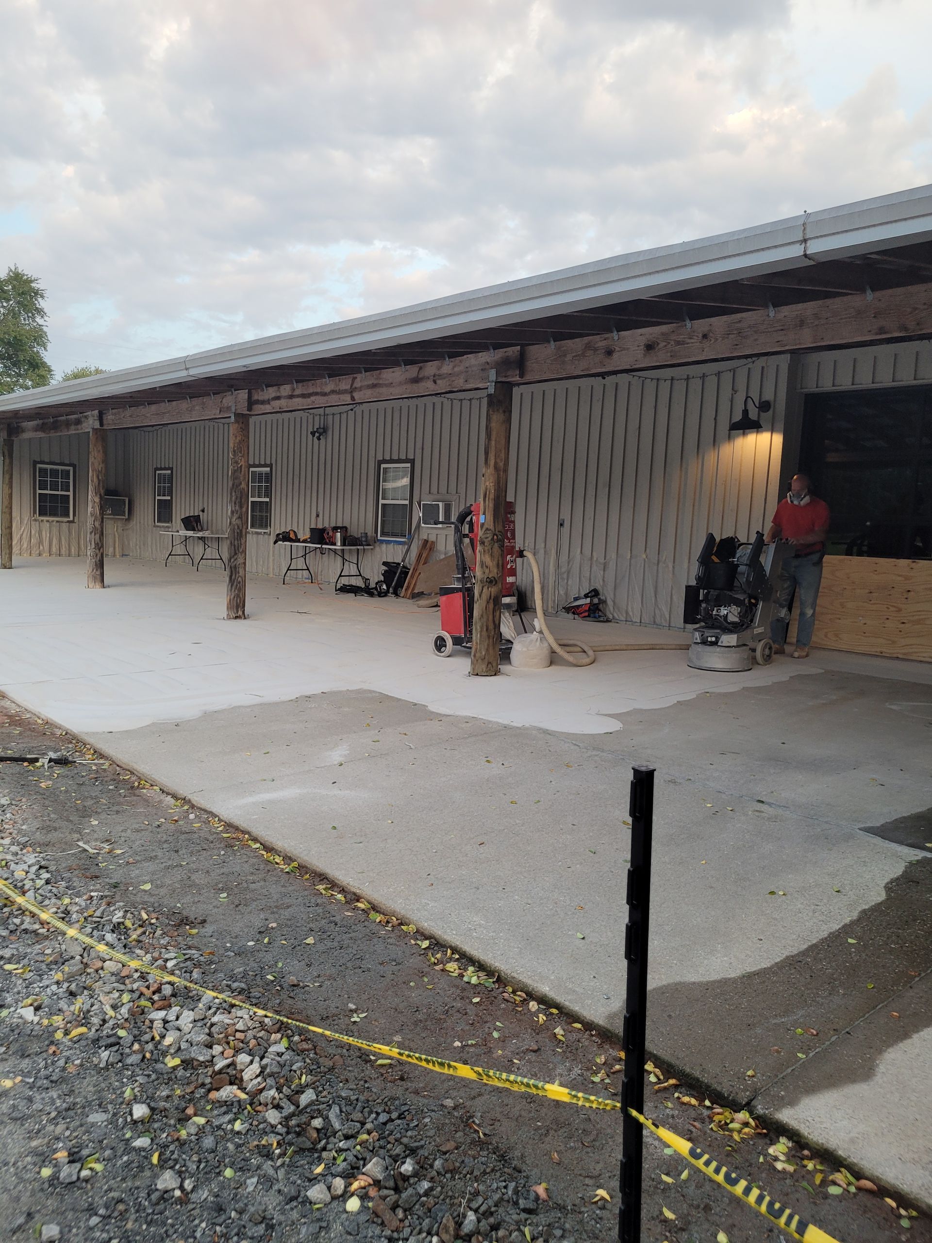 Concrete Grinding, Staining and Sealing