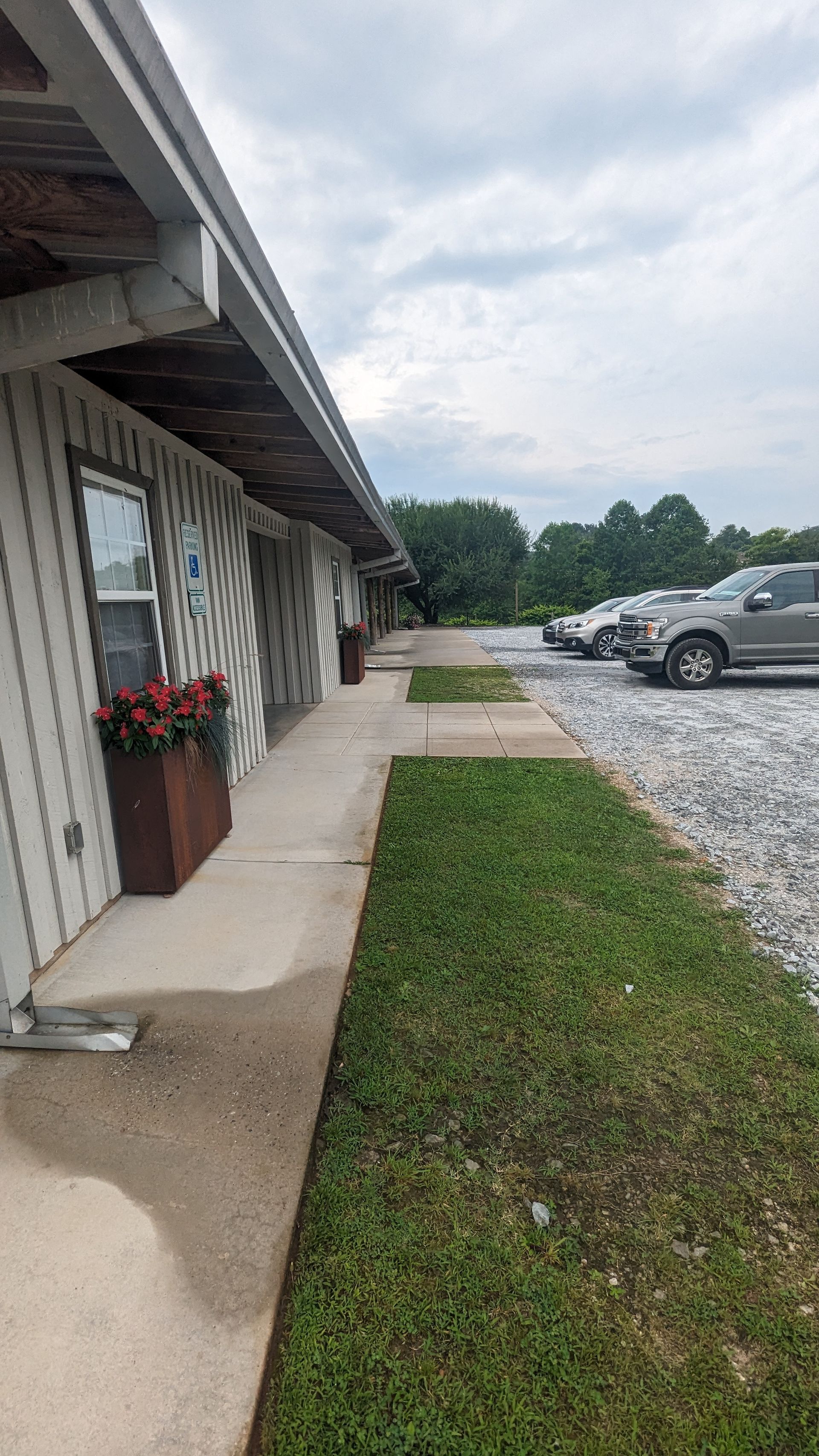 Concrete Grinding, Staining and Sealing
