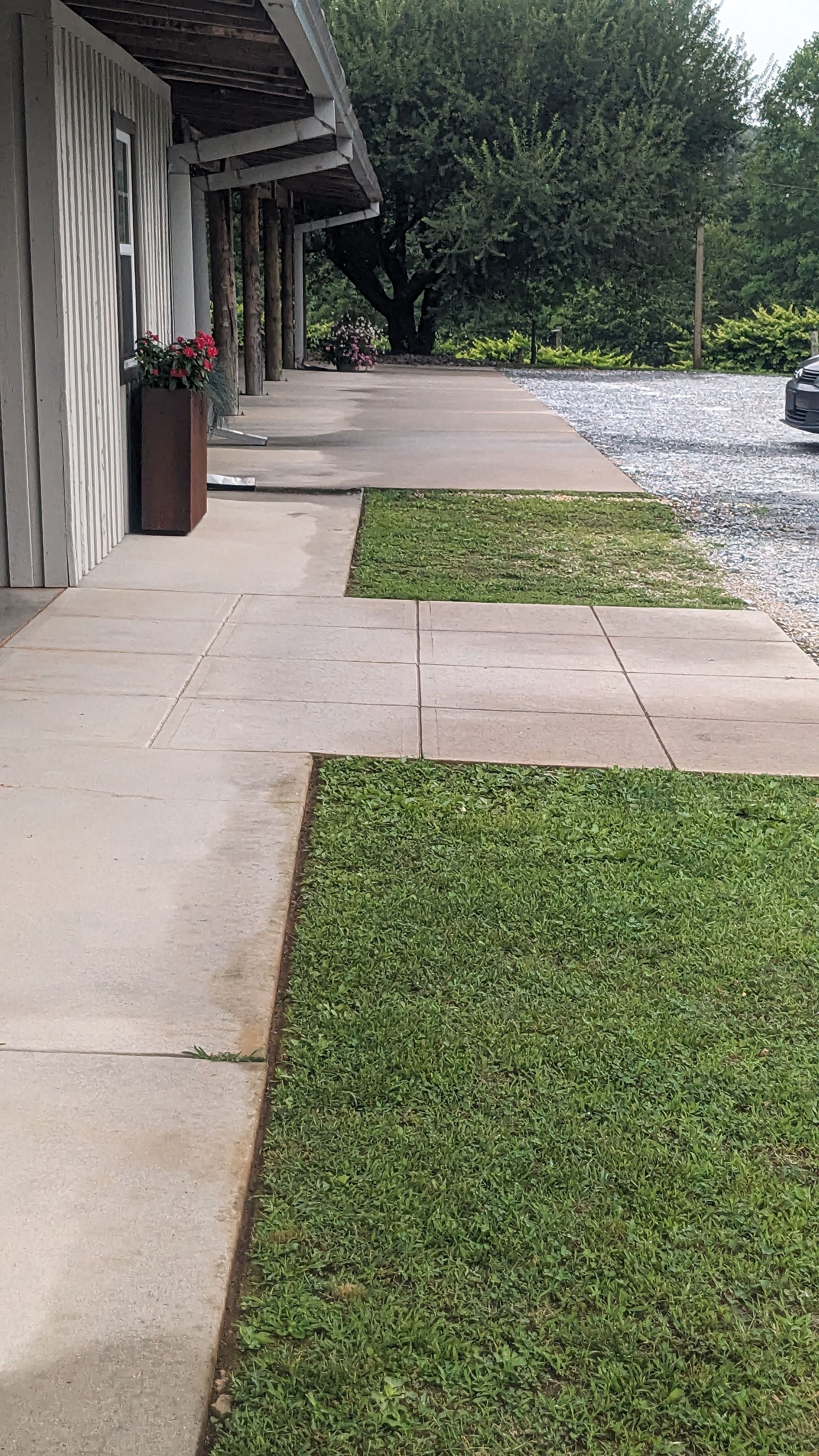 Concrete Grinding, Staining and Sealing