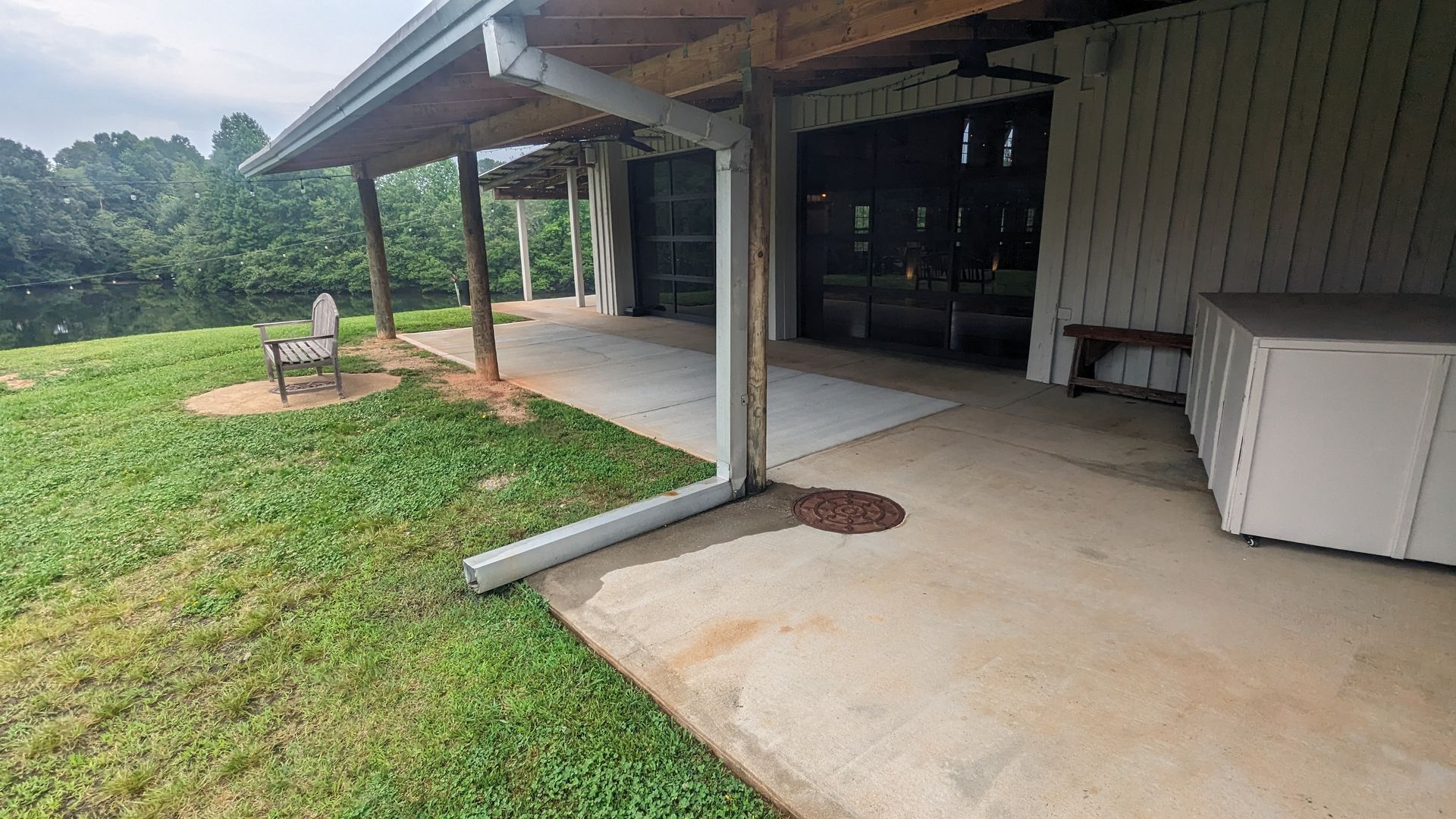 Concrete Grinding, Staining and Sealing