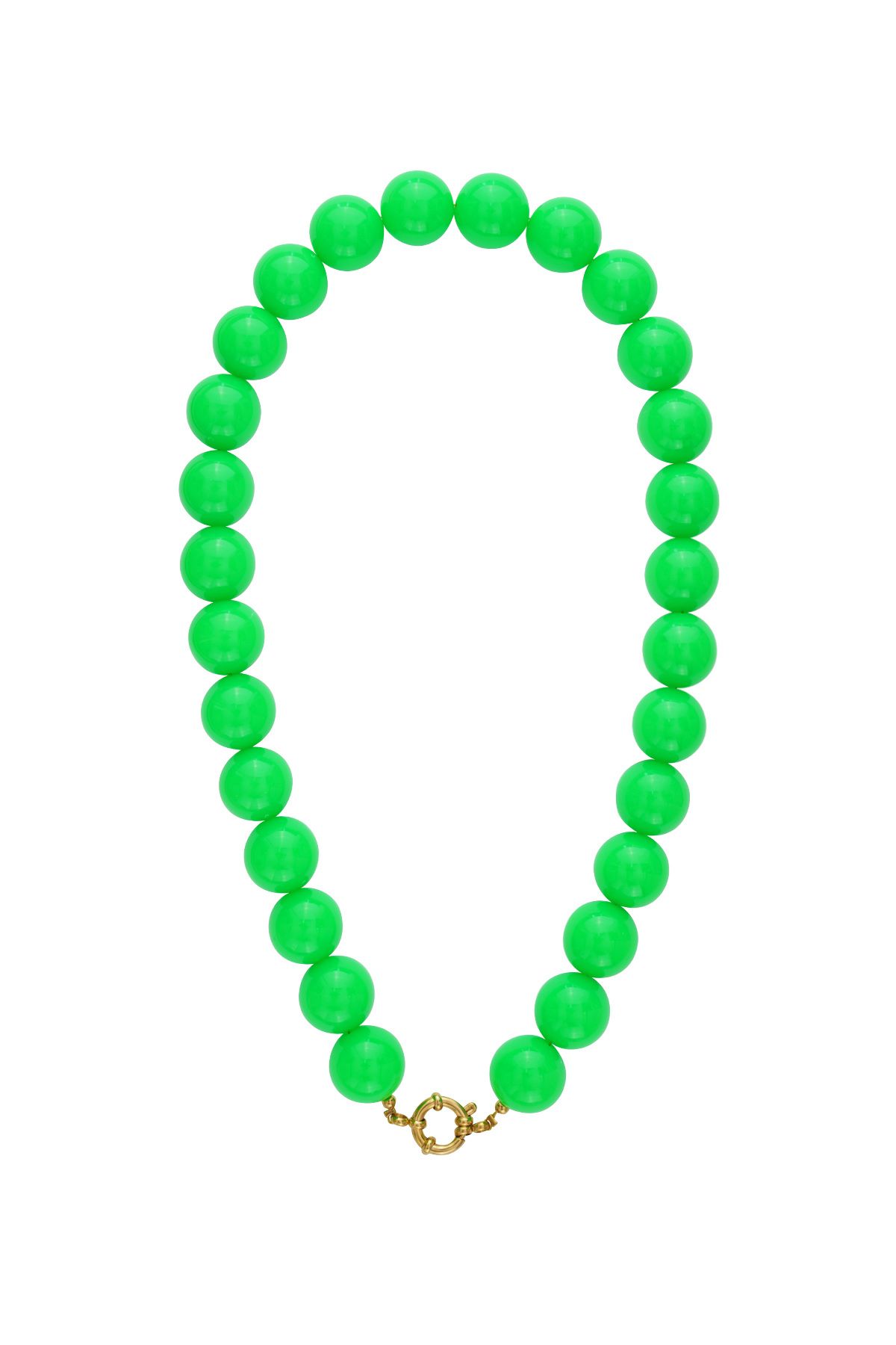 Een neon groene kralenketting met een goudkleurige ronde sluiting, geplaatst op een effen witte achtergrond.