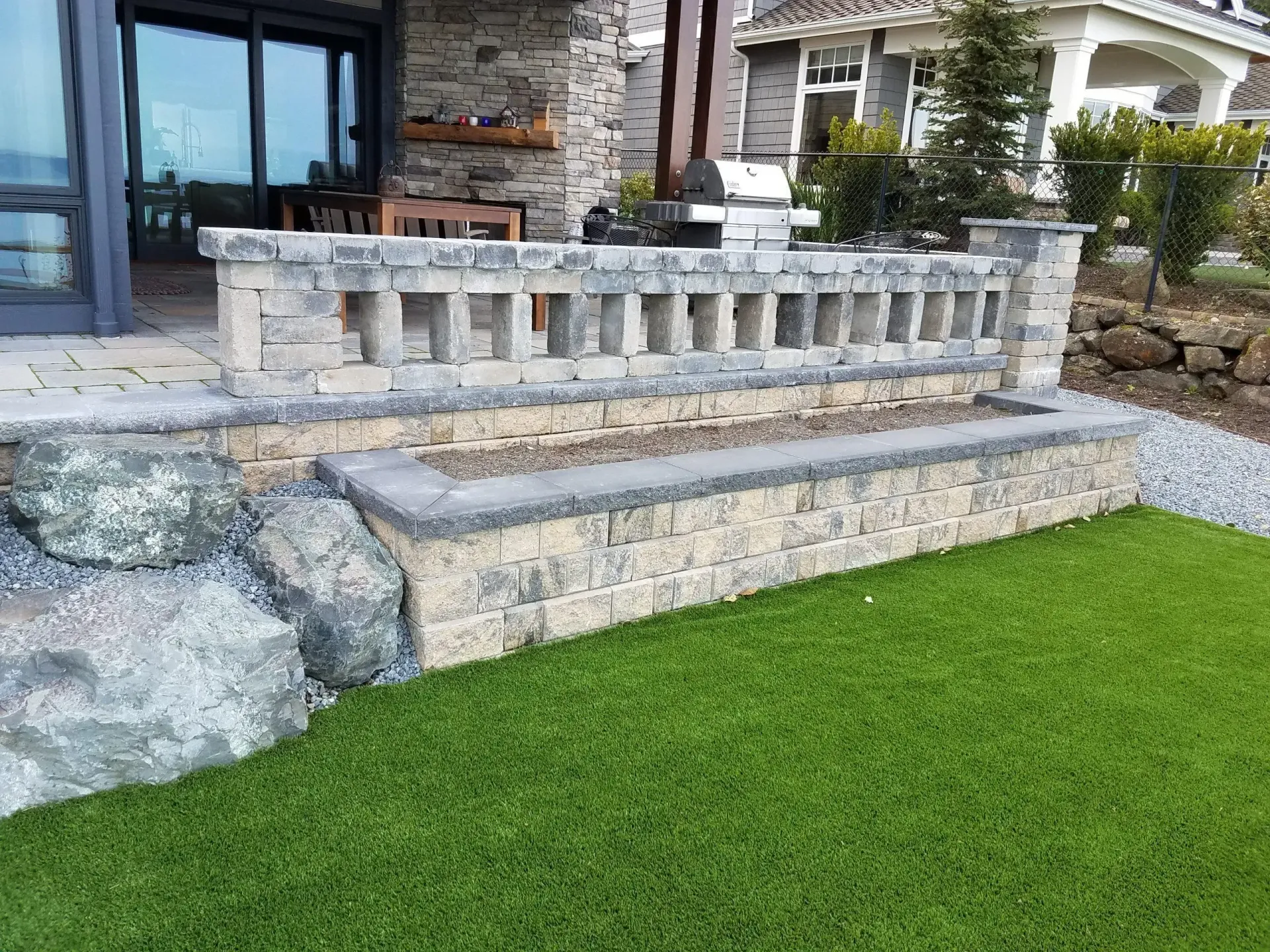 Uyeta Landscape & Maintenance Image