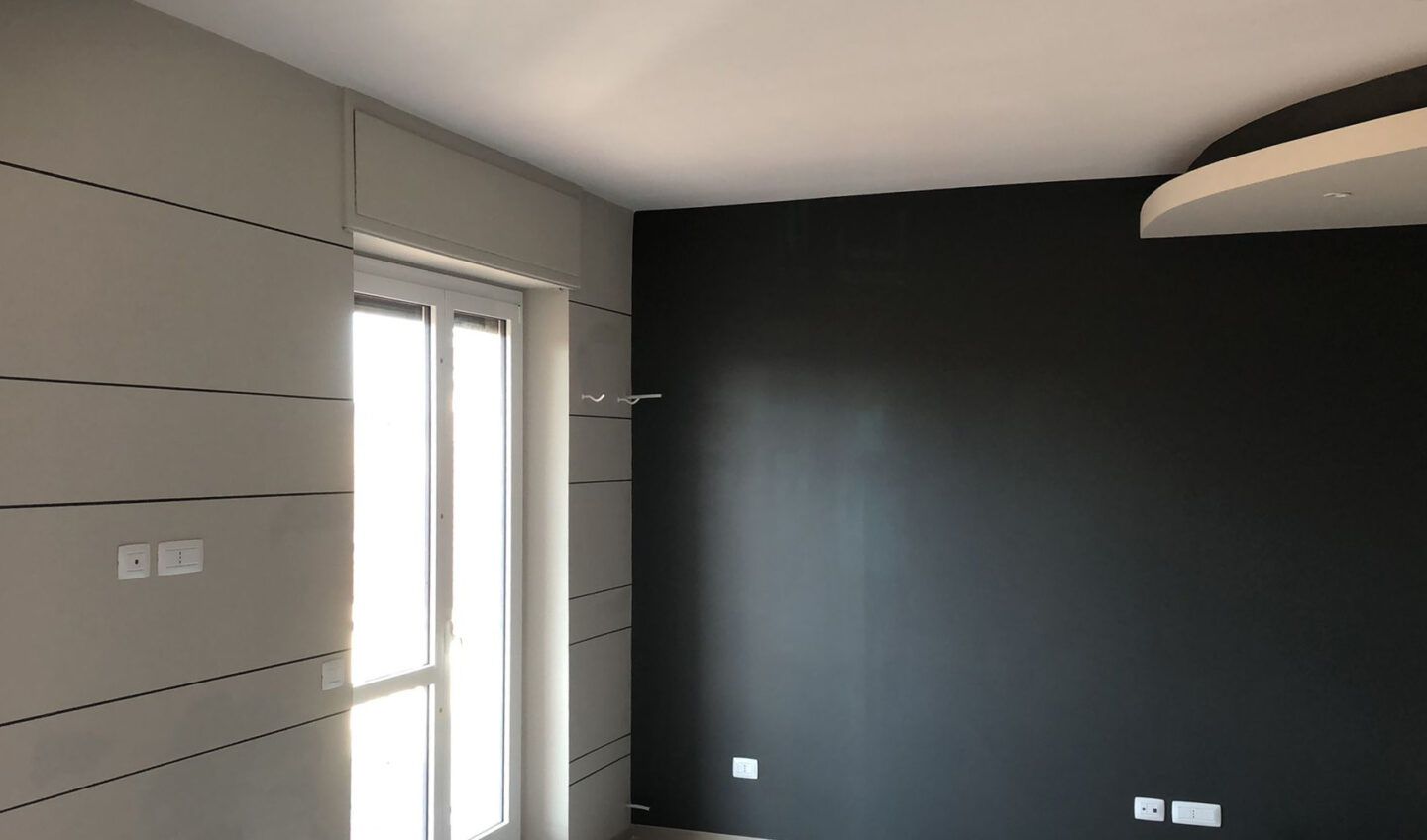decorazione-righe-orizzontali-marrone-e-nero