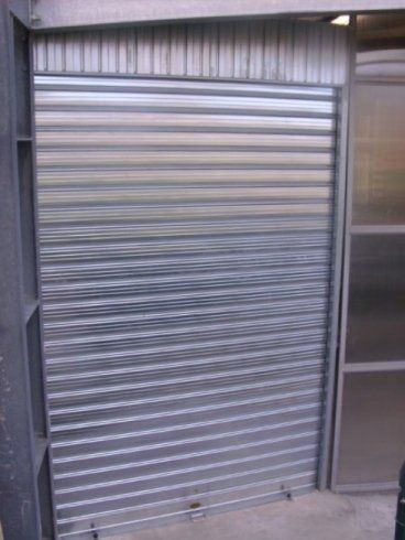 Basculante in legno su misura