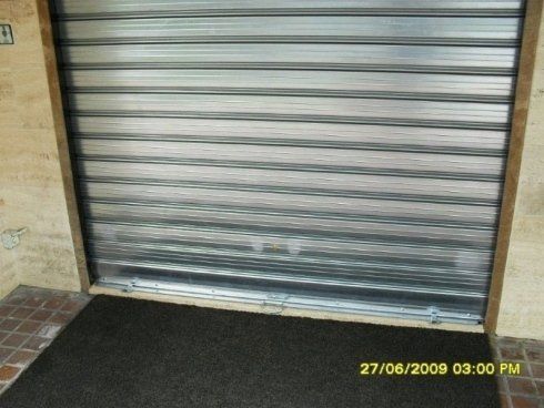 Serramenti in metallo per aziende