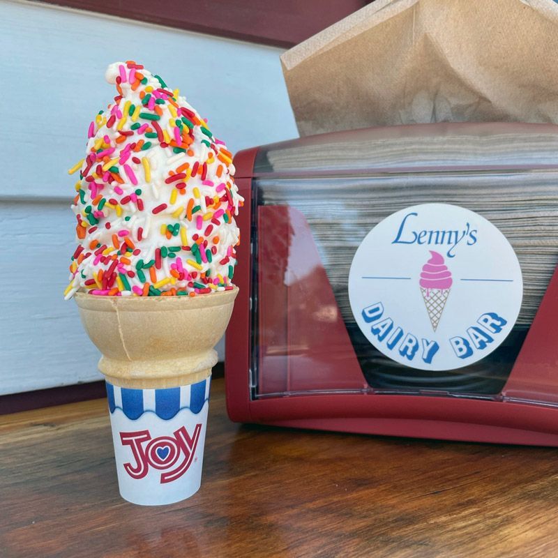 Soft Serve Ice-cream Branford CT - Milkshakes and Flurrys - Dairy Bar