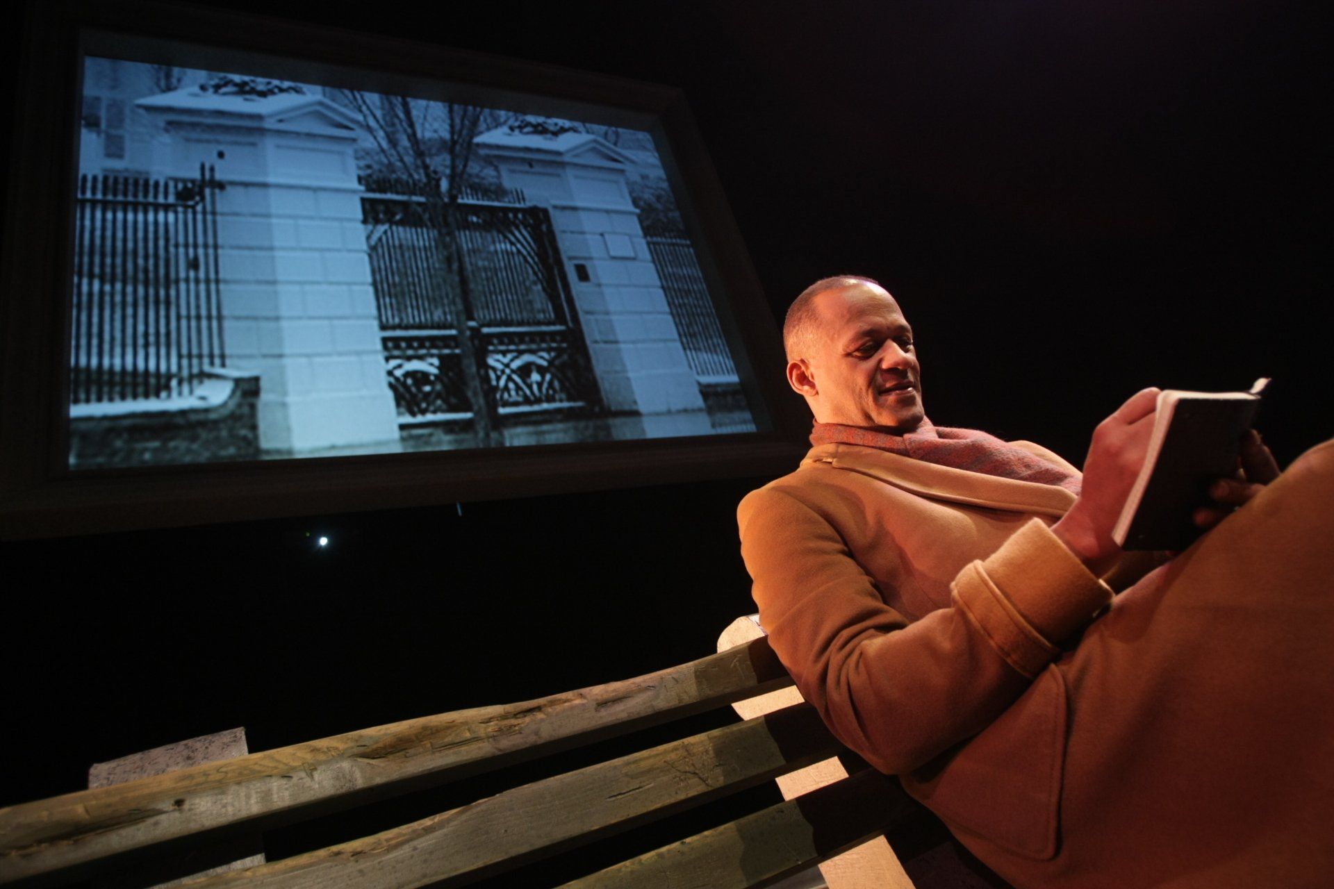 Looking Over the Presidents Shoulder