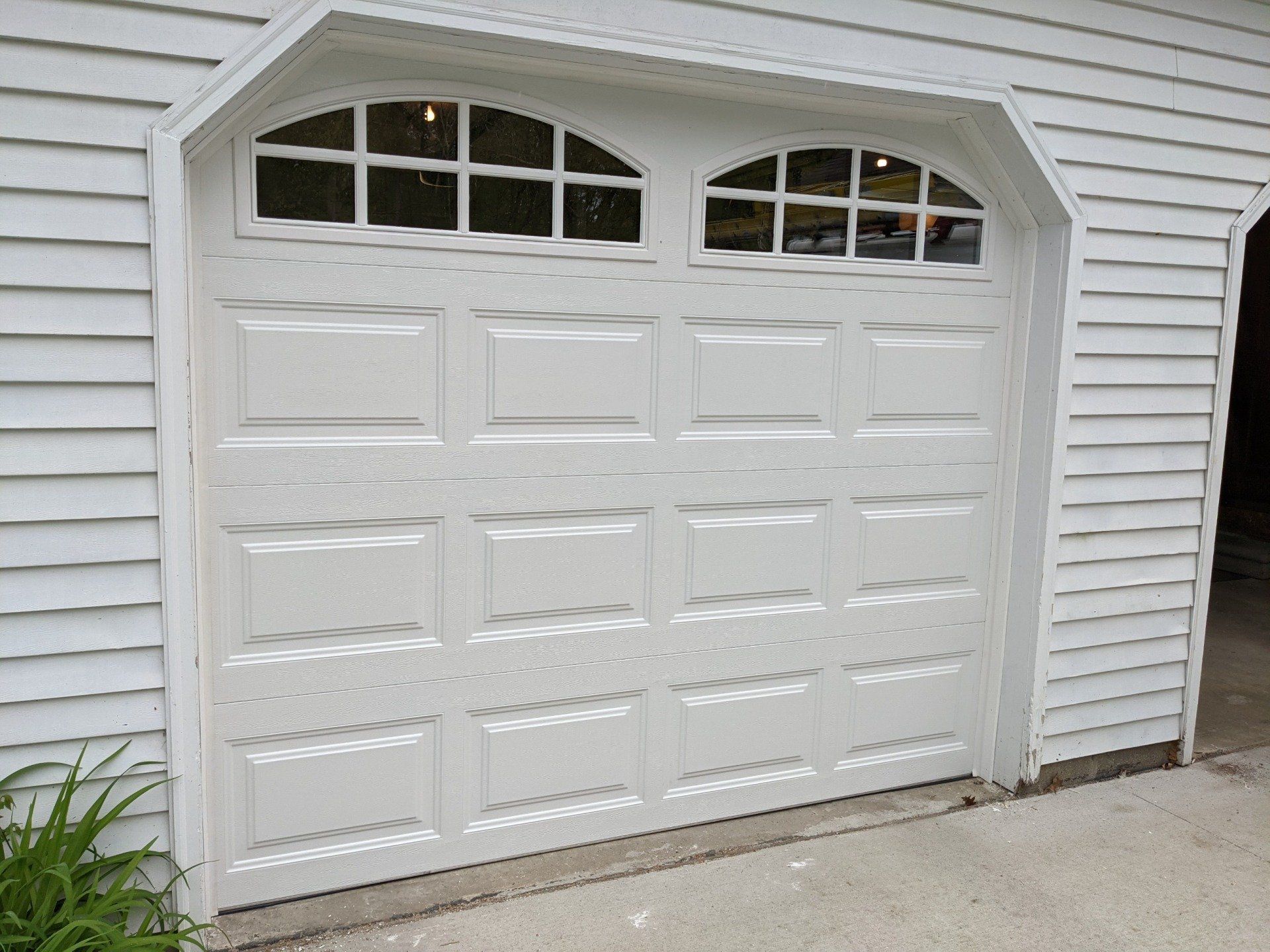 White Garage Door Installed - Bay City, MI - M & R Garage Doors & Openers