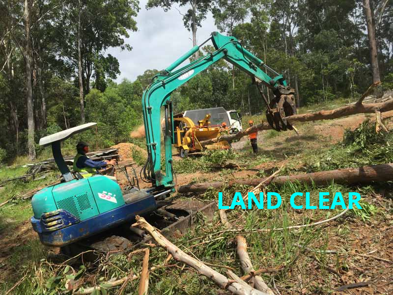 Land Clear excavator tree grab