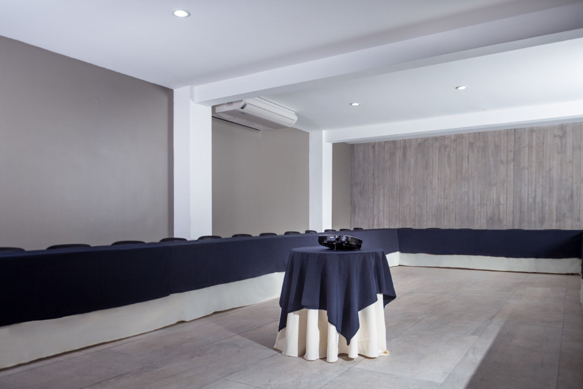 Salón de eventos para capacitaciones y congresos