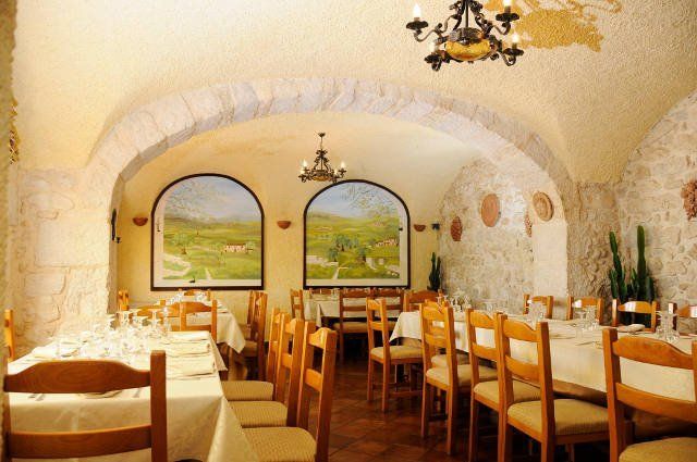 sala da pranzo di un resort