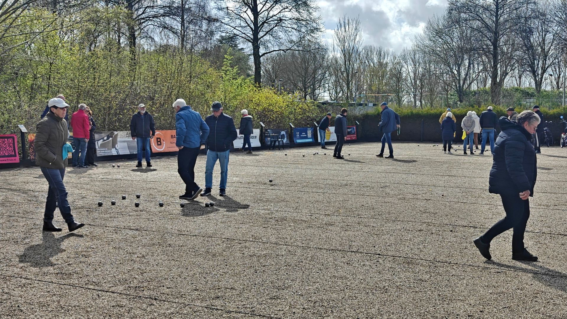 Afgelopen zaterdag namen er ondanks het weliswaar droge maar toch behoorlijk gure weer 38 deelnemers