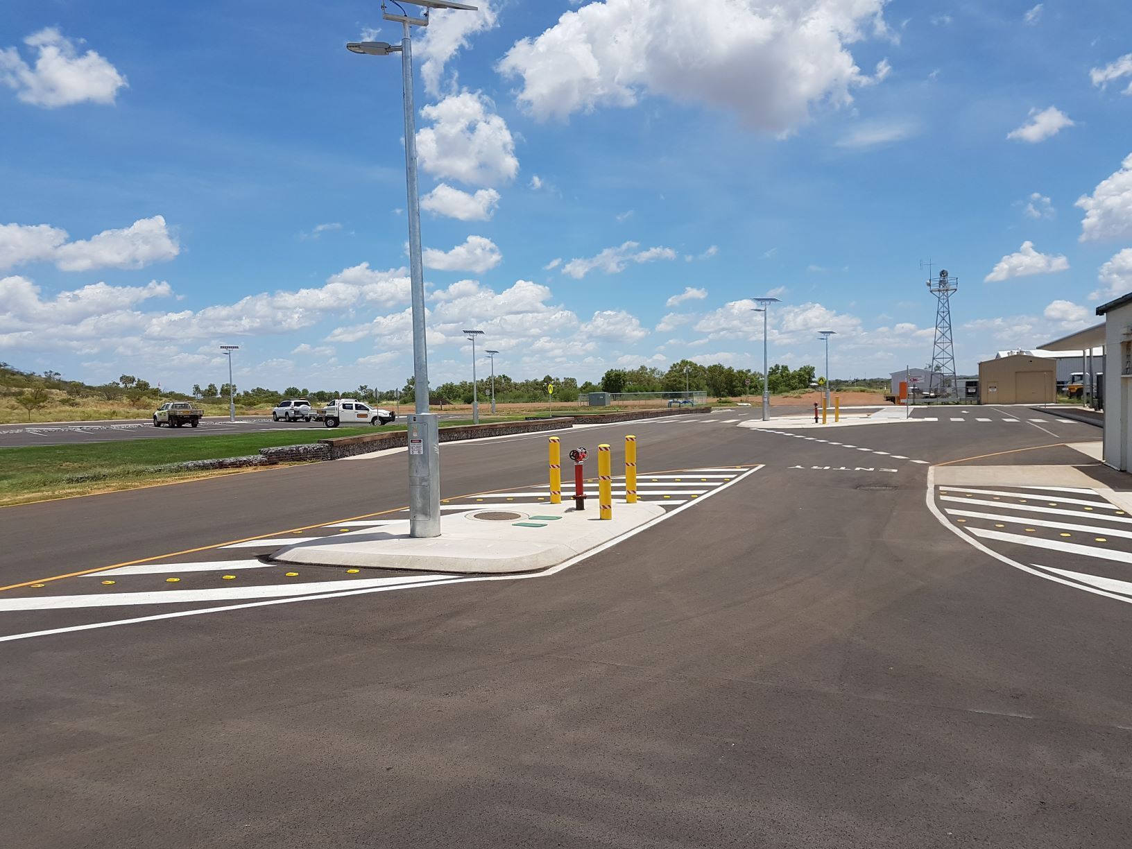 A Wide Angle Shot Of A Newly Paved Road Intersection — Lamont Civil Services Pty Ltd In Townview, QLD