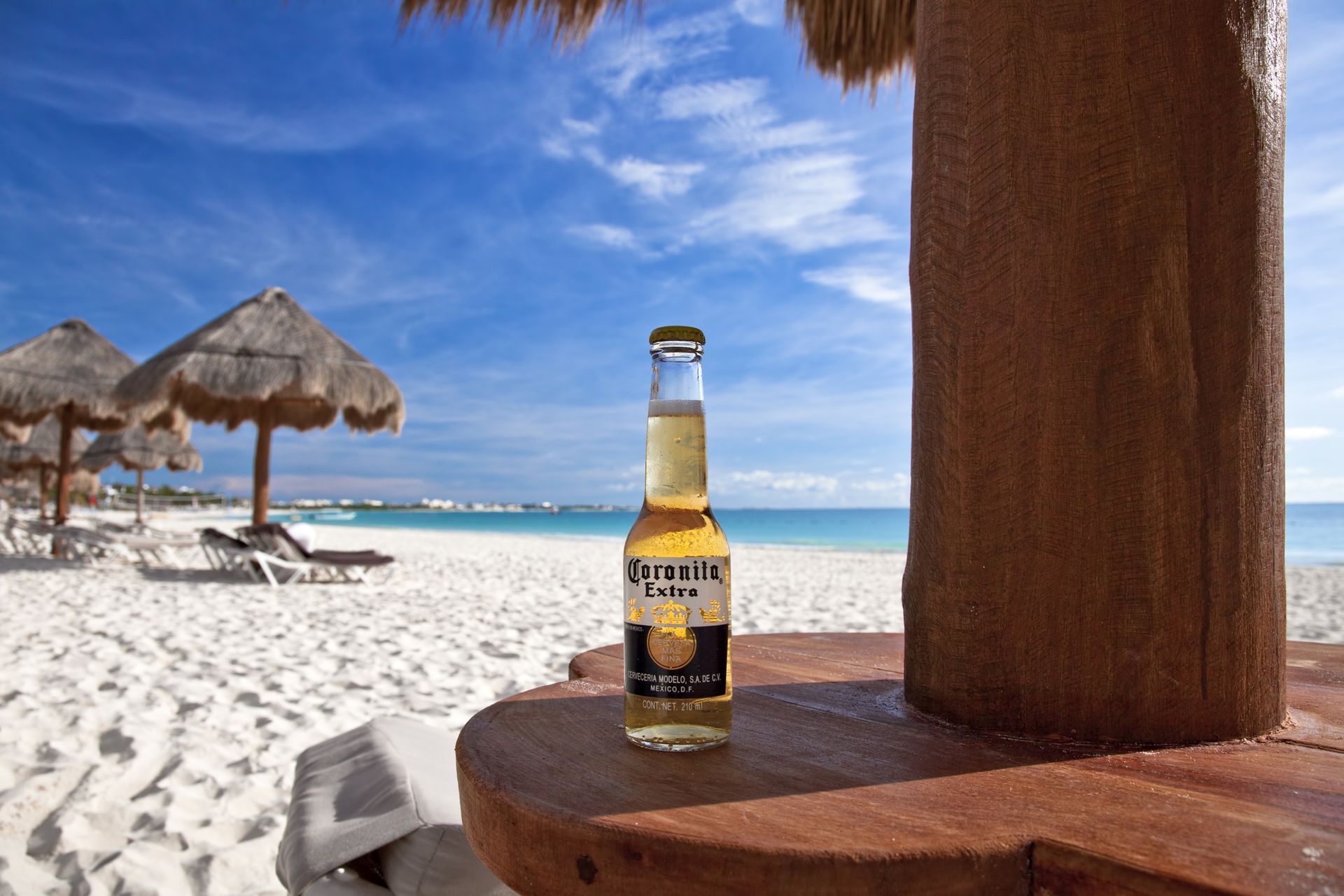 Beachfront all-inclusive resort in Riviera Maya with turquoise water and relaxed oceanfront setting