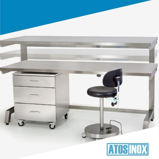 scrivania in acciaio