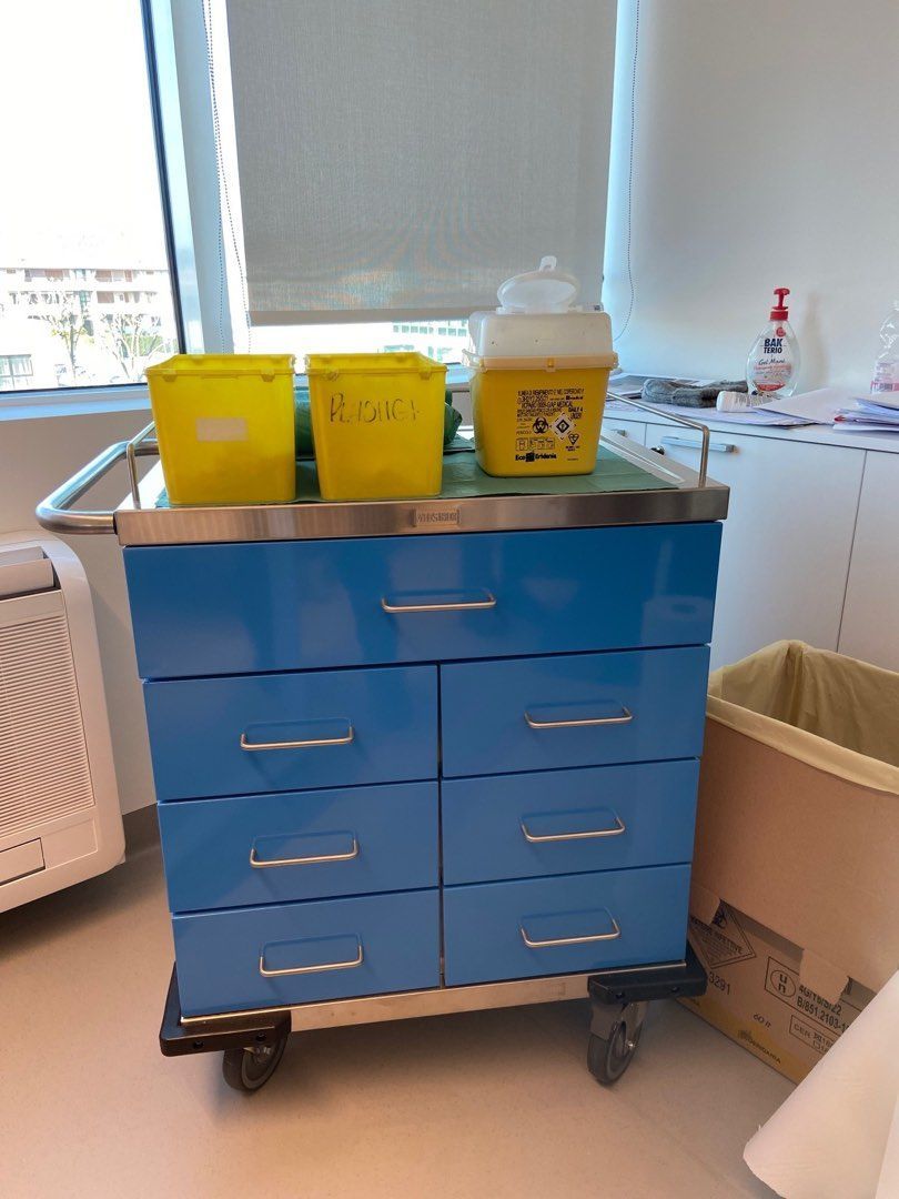 carrelli in acciaio inox