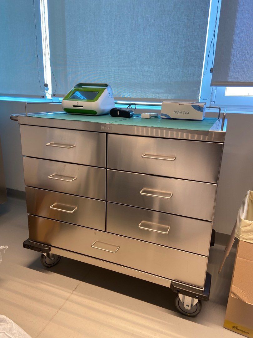 carrelli in acciaio inox