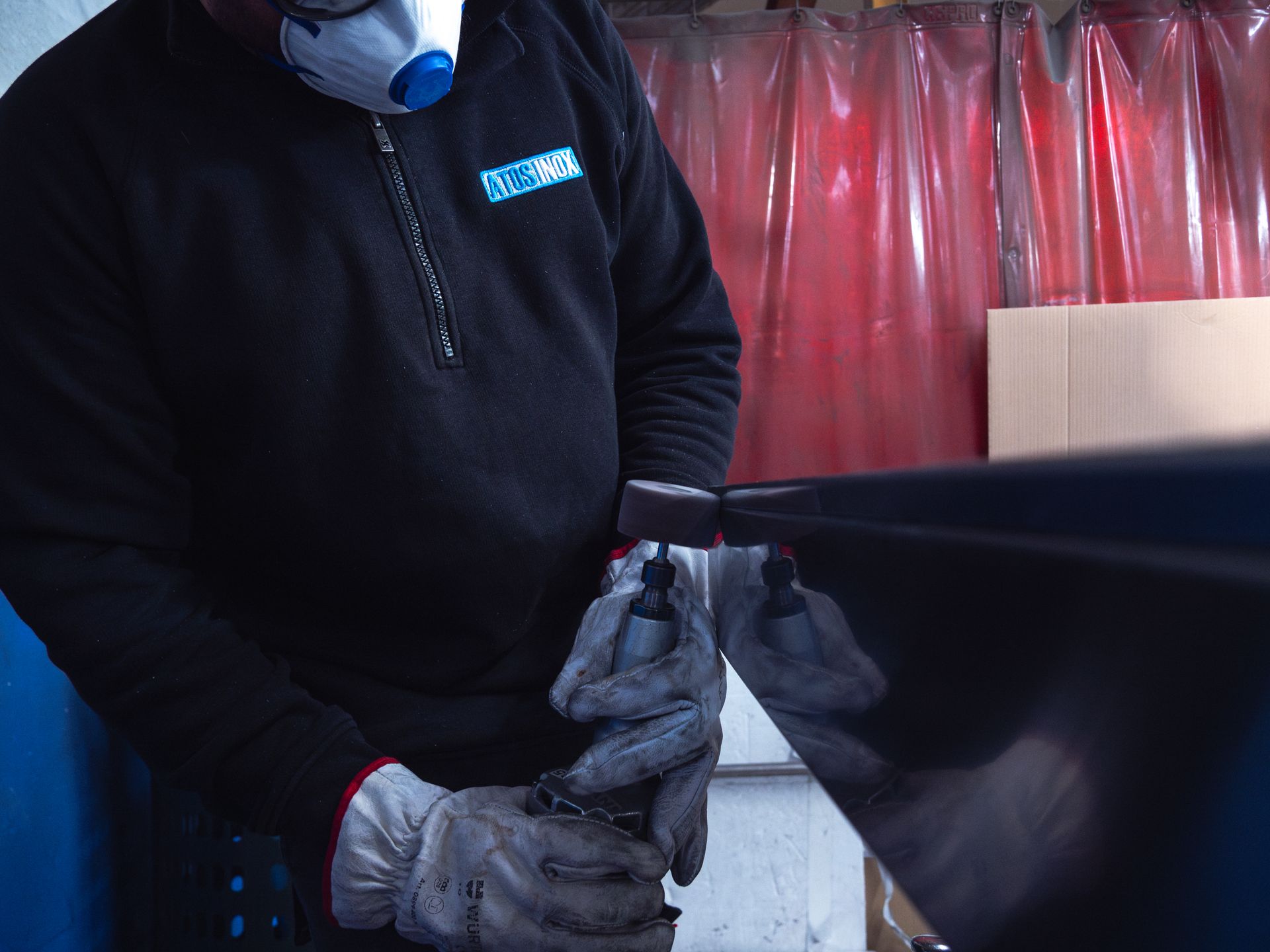 lavorazione mobili in acciaio inox