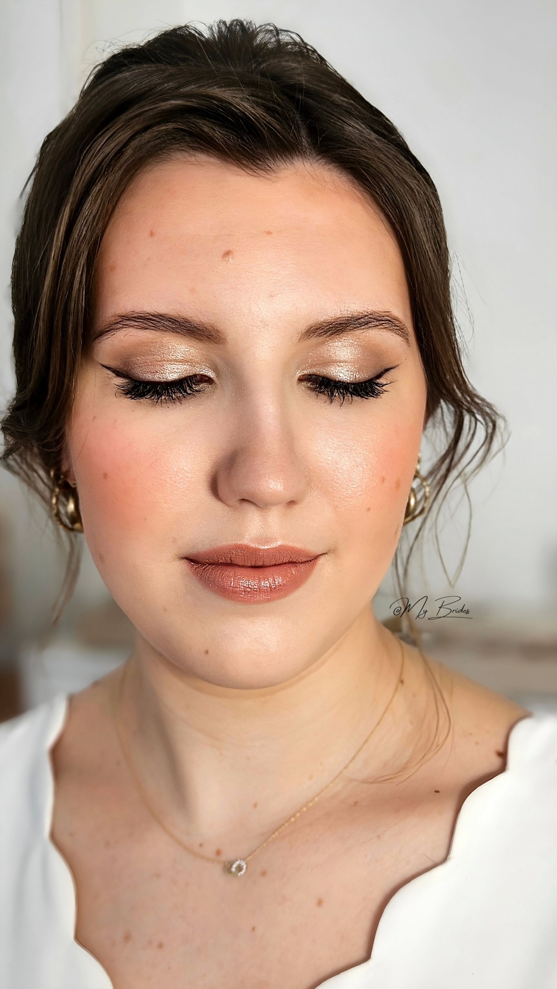 Glowy oog make-up voor de bruid