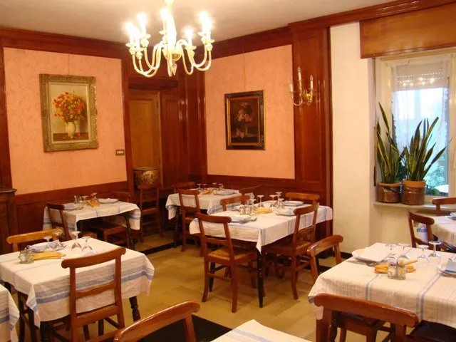 interni ristorante di cucina tipica piemontese
